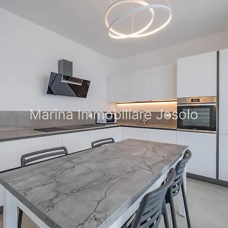 Antares Apartment *